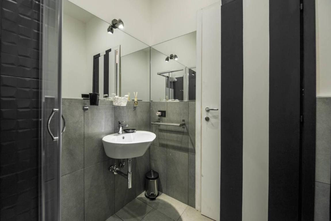 Lazy Gio Guest House Rome Bagian luar foto